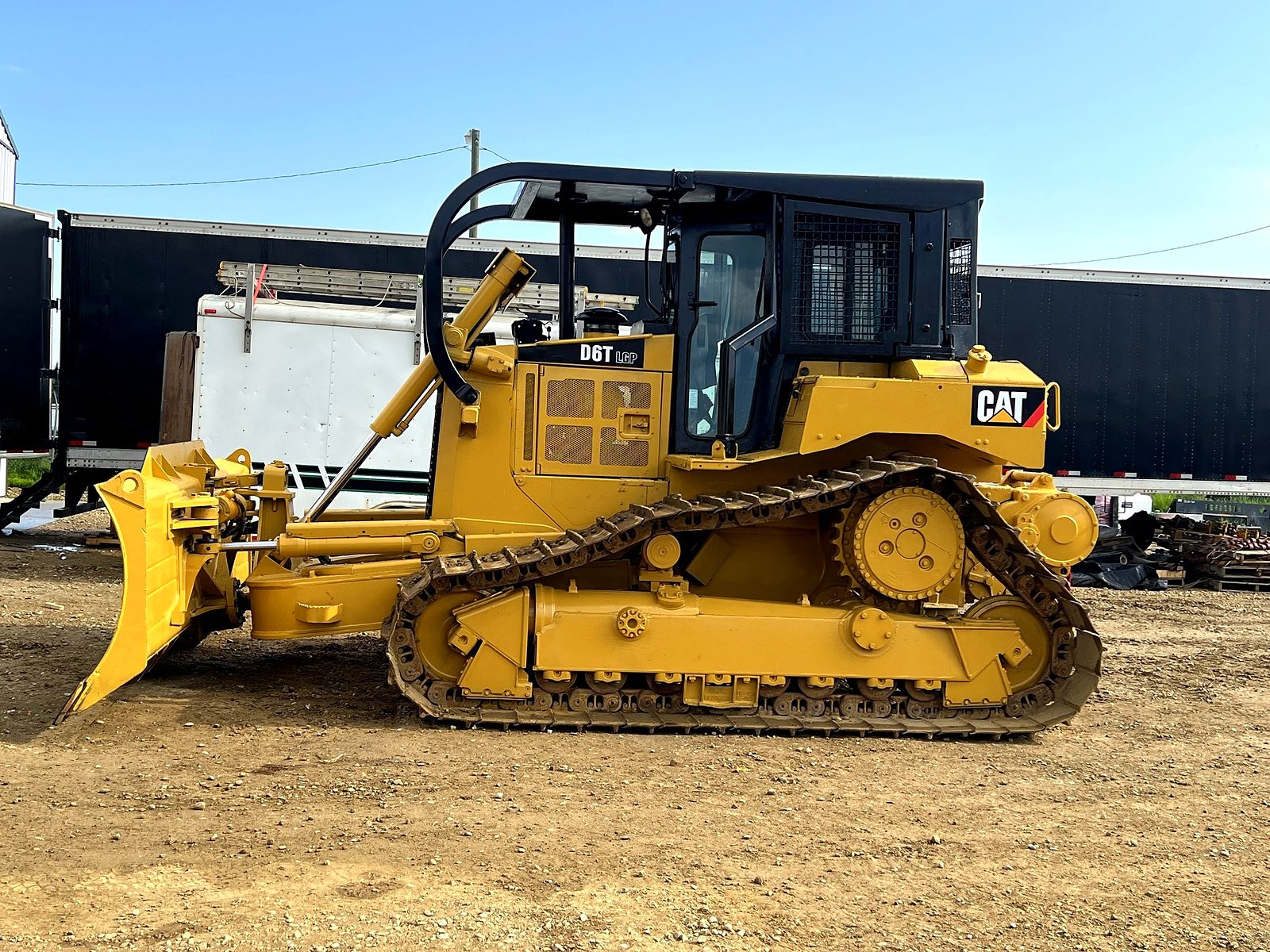The group's Caterpillar D6T LGP dozer